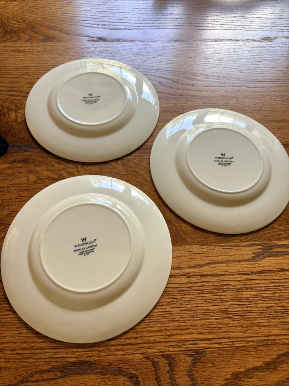 Wedgwood (3) Sarah’s Garden- 1997 Floral Accent salad Plates - Made in England - Picture 11 of 16